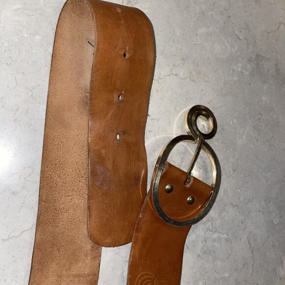 Vintage Tan LEATHER BELT Retro Boho SouthwesternSwirled ROUND BUCKLE WOMEN'S S-M - Picture 6 of 10